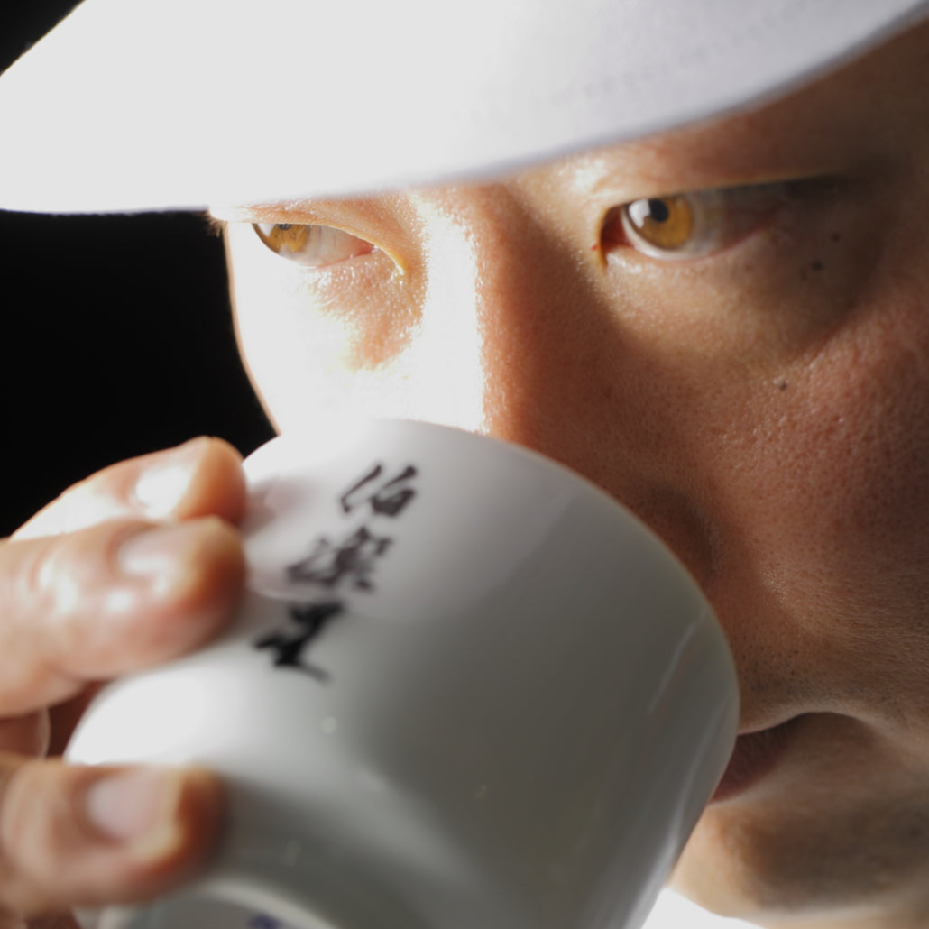 【超数量限定】仮面ライダー1号 × 伯楽星 純米大吟醸 720ml (化粧箱入り)