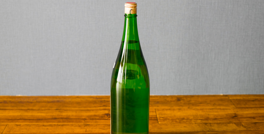 日本酒の四合瓶のサイズや読み方。四合瓶が主流になった理由を解説