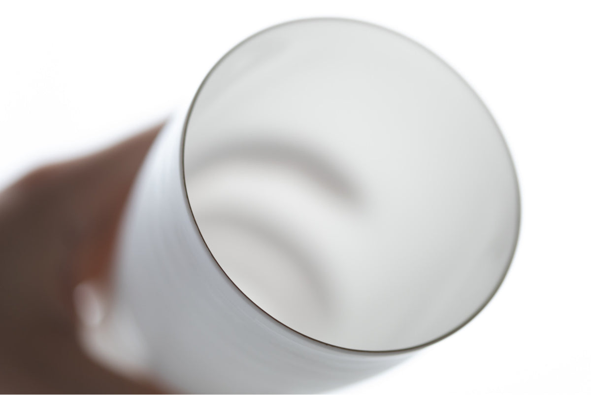 エッグシェル® Kaori L｜香り立つ有田焼・極薄1mm以下 酒器（やま平窯）