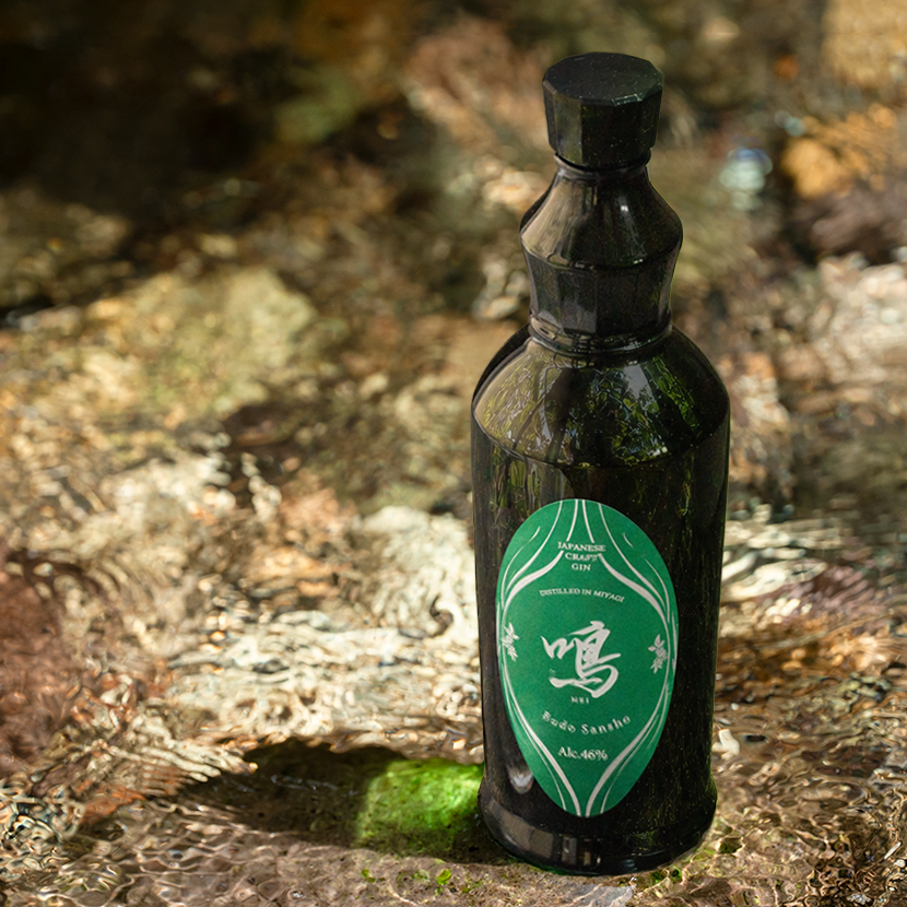 【予約】クラフトジン 鳴 (メイ) ぶどう山椒 700ml【9月21日ごろ発送開始】