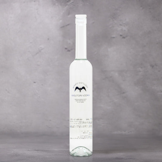 粕取りウォッカ 500ml （八戸酒造）