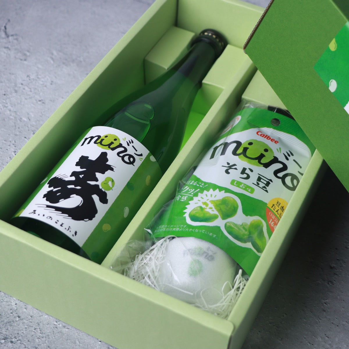 【カルビー × 三井の寿】miino寿 コラボセット 720ml【オリジナルお猪口付き】
