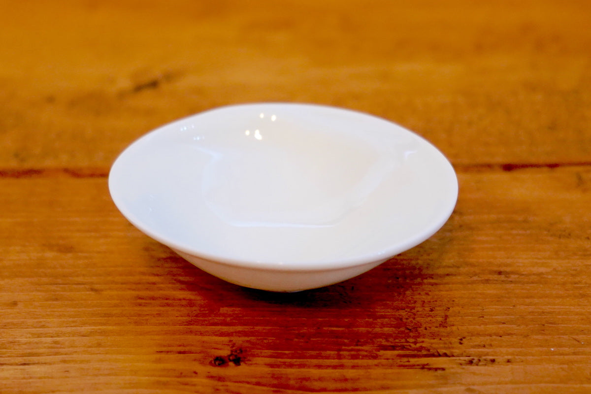 白い平盃【やきもの作家 山田晋一朗】 | しろいひらはい【や